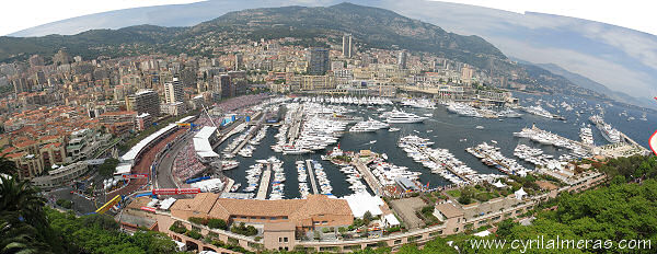 Cliquez pour le panoramique sur le port de Monaco