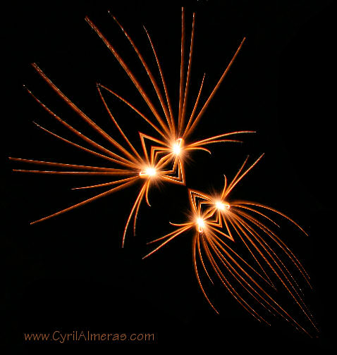 tetes extraterrestres logo montage feux artifice